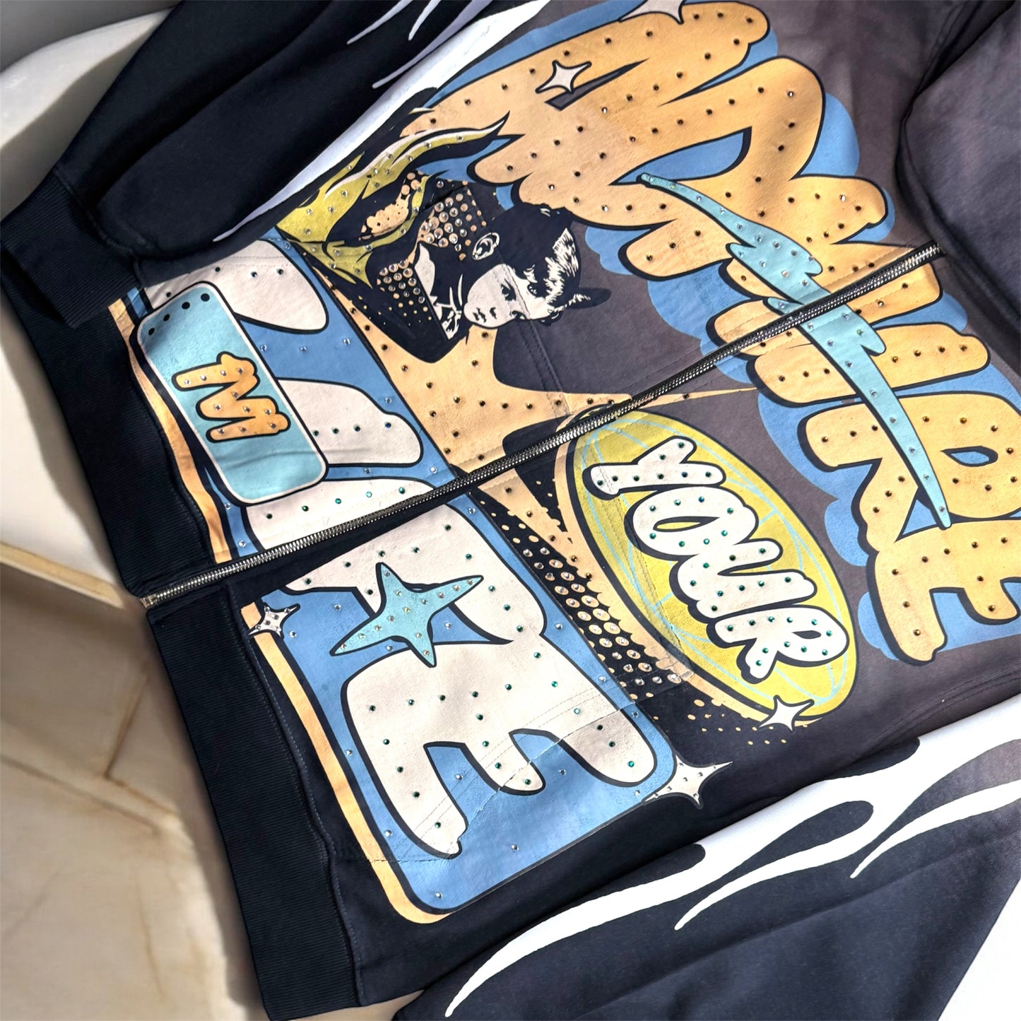 "ADMIRE YOUR LIFE'' HEAVY COTTON ACID WASH SWEATSUIT